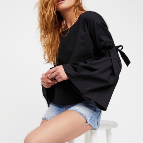 Free People Tops - Free People Black bell sleeve top blouse size xs